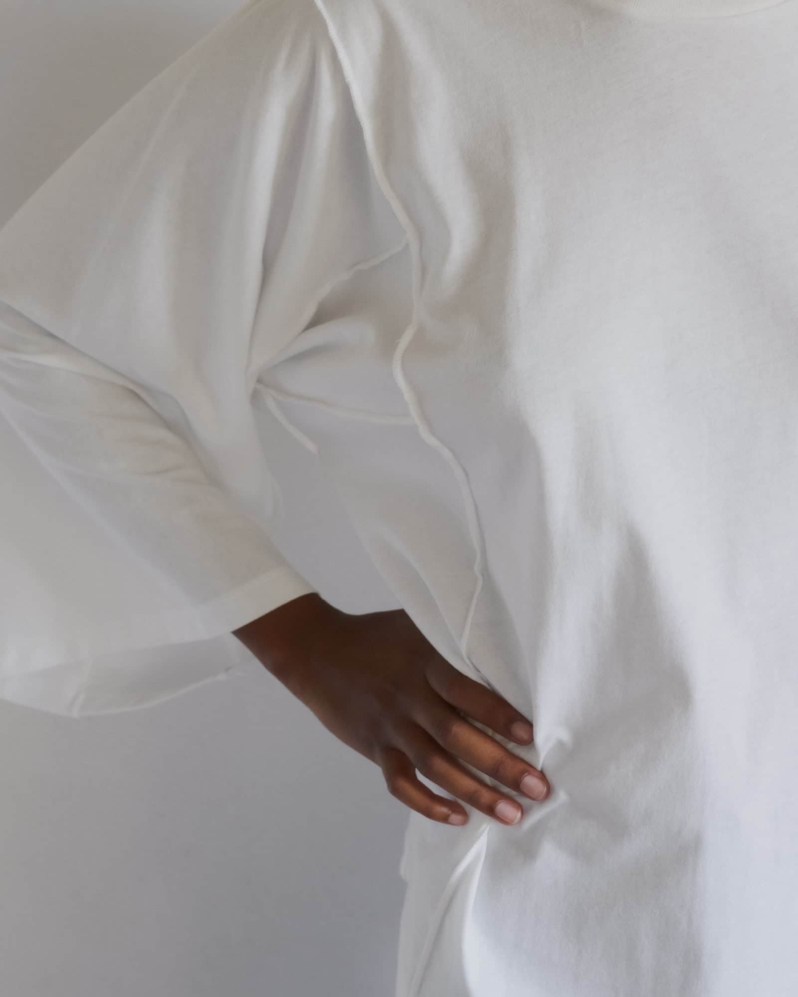 Poi Long Sleeve Tee - Image 5