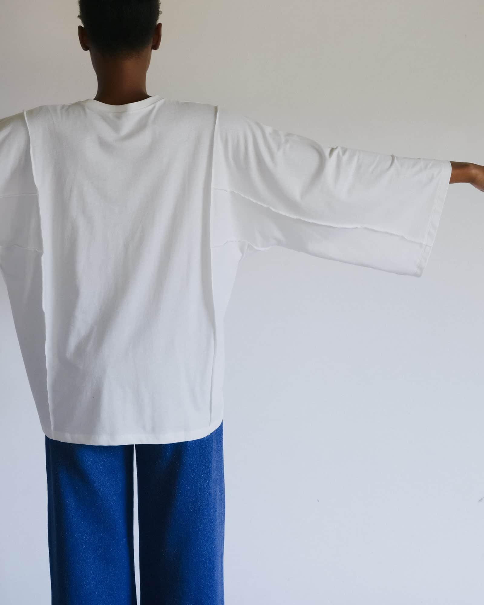 Poi Long Sleeve Tee - Image 6